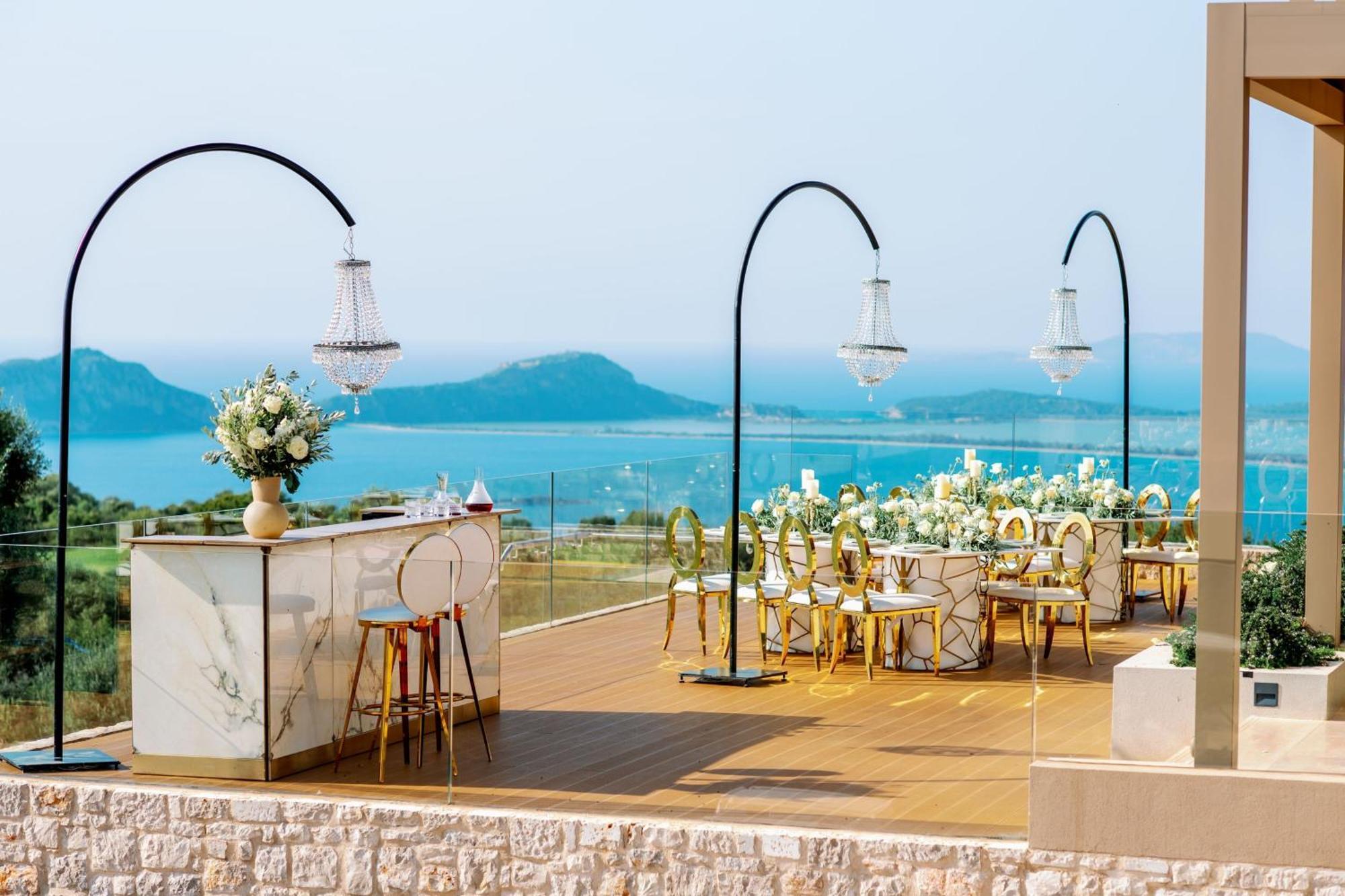 W Costa Navarino (Adults Only) ไปโลส ภายนอก รูปภาพ