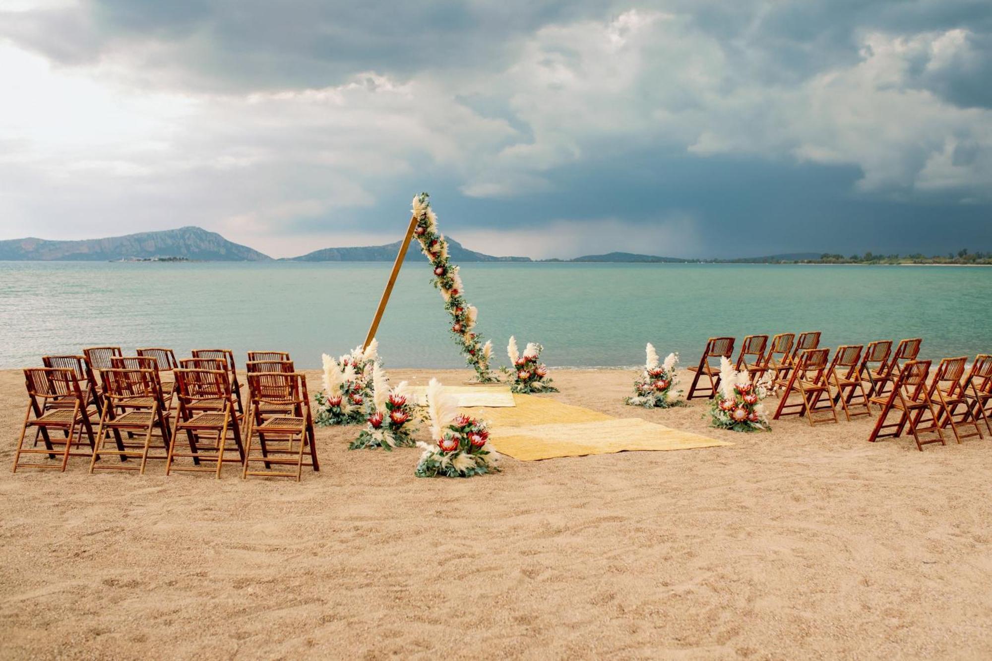 W Costa Navarino (Adults Only) ไปโลส ภายนอก รูปภาพ